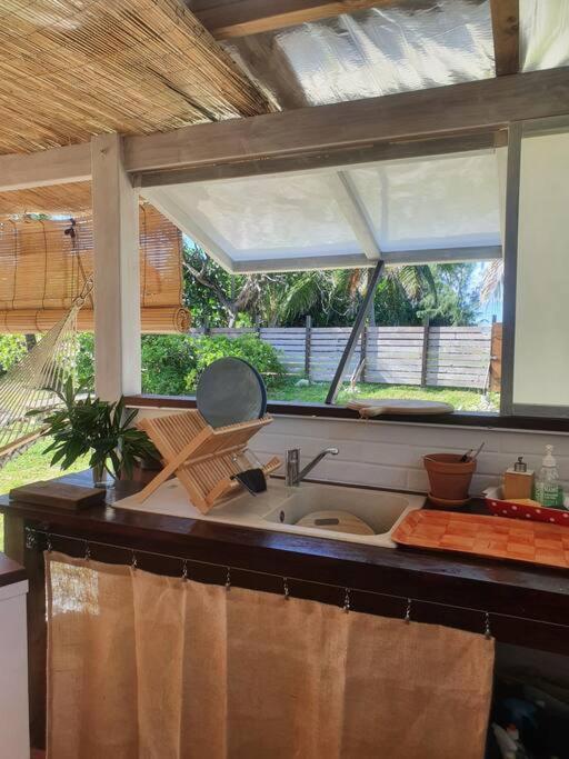 Breeze Ocean Bungalow โมโอเรอา ภายนอก รูปภาพ