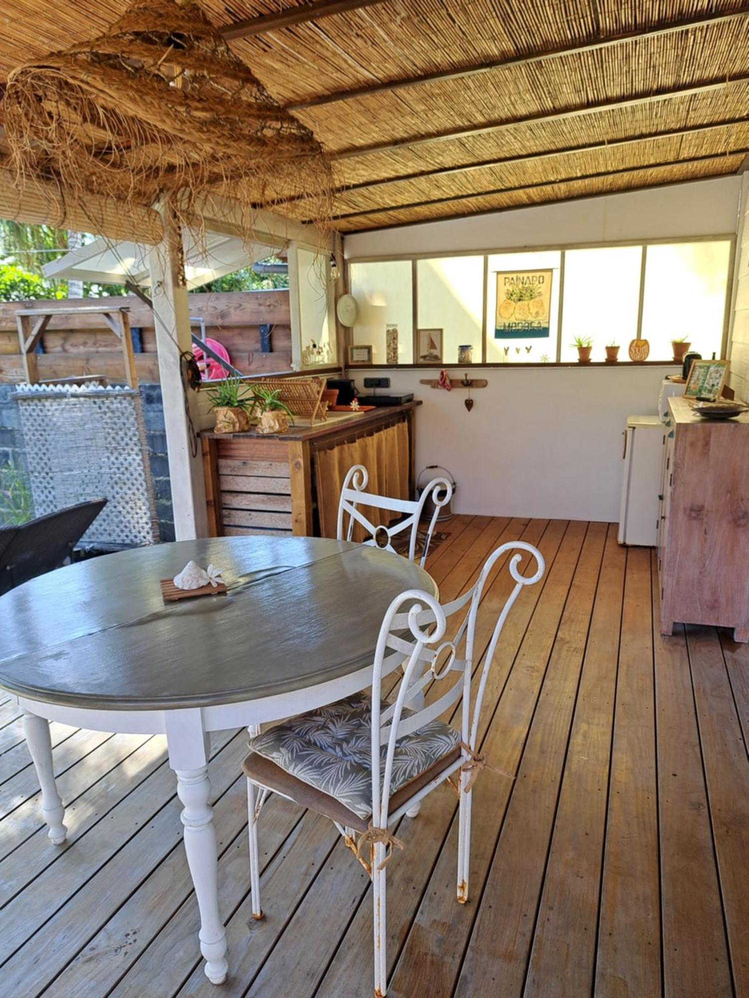 Breeze Ocean Bungalow โมโอเรอา ภายนอก รูปภาพ