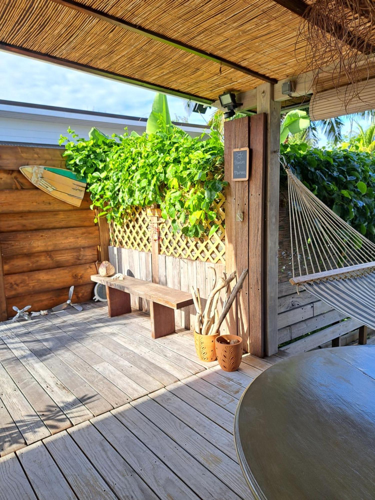 Breeze Ocean Bungalow โมโอเรอา ภายนอก รูปภาพ